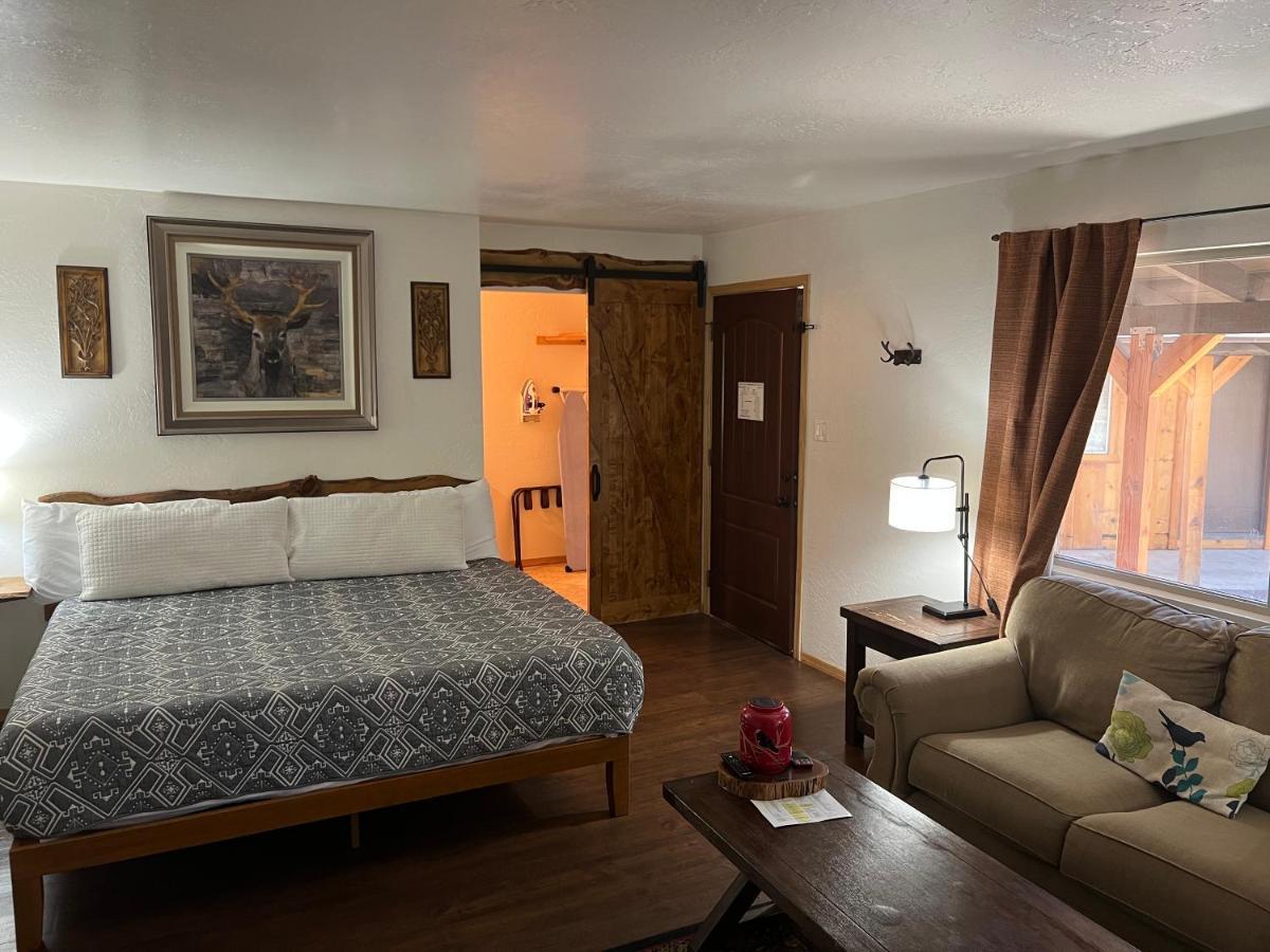 Timberlodge Inn ไพน์ท็อป-เลคไซด์ ภายนอก รูปภาพ