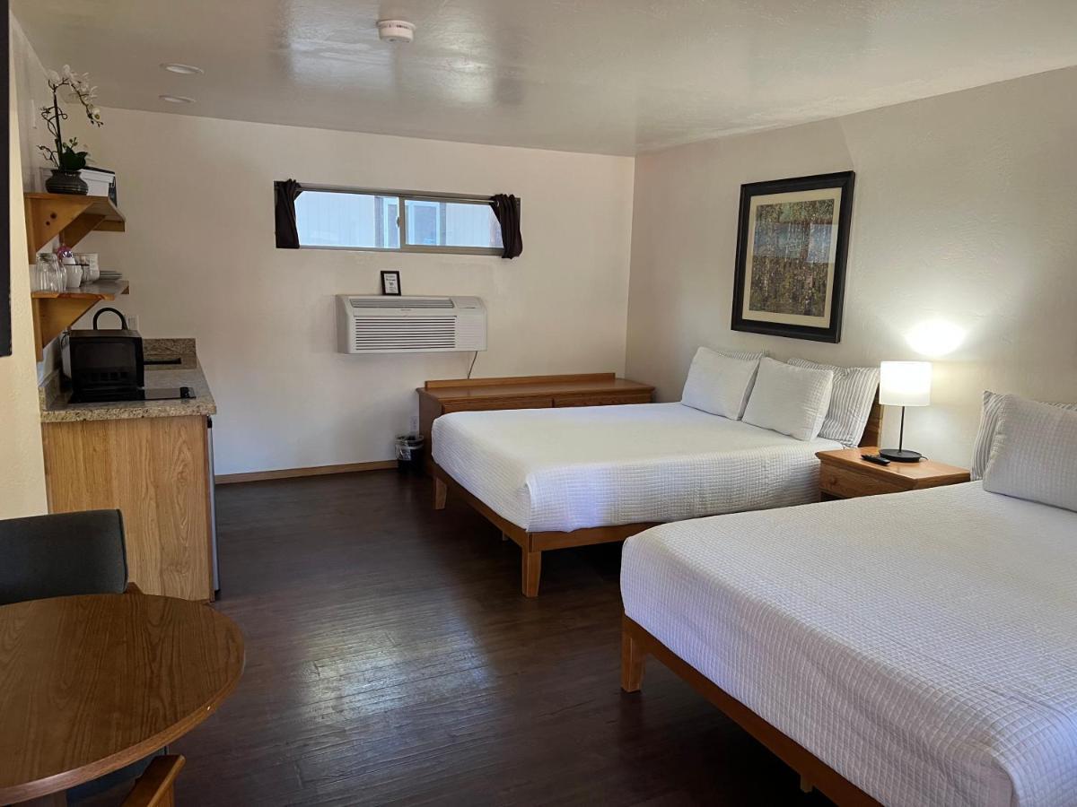 Timberlodge Inn ไพน์ท็อป-เลคไซด์ ภายนอก รูปภาพ